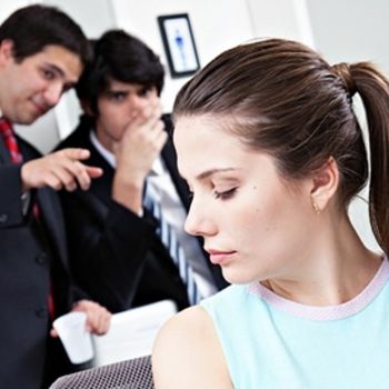 tren-duong-bang-tri-khon-cua-tony